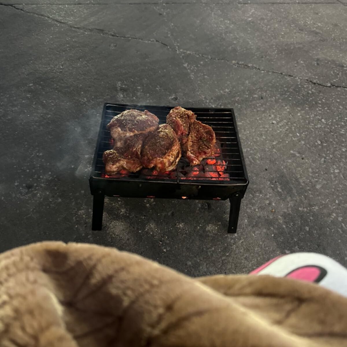 🔥 Mini Parrilla Portátil de Acero Inoxidable – Cocina donde quieras