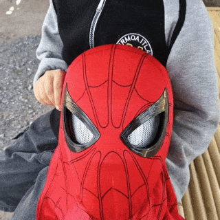Máscara de Spiderman con movimiento de ojos 🕷️