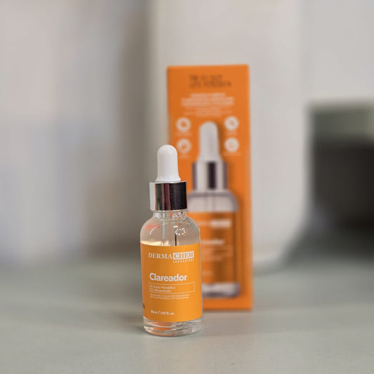 Serum Clareador DERMACHEM™ Hidrata, Previene envejecimiento y elimina manchas